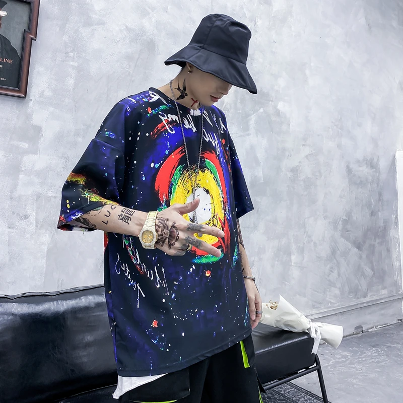 

Hot Style Streetwear Hip Hop Short Sleeve Casual Printing Tops Street Graffiti Starry Sky Hip Hop Cool T Shirt Men Clothing