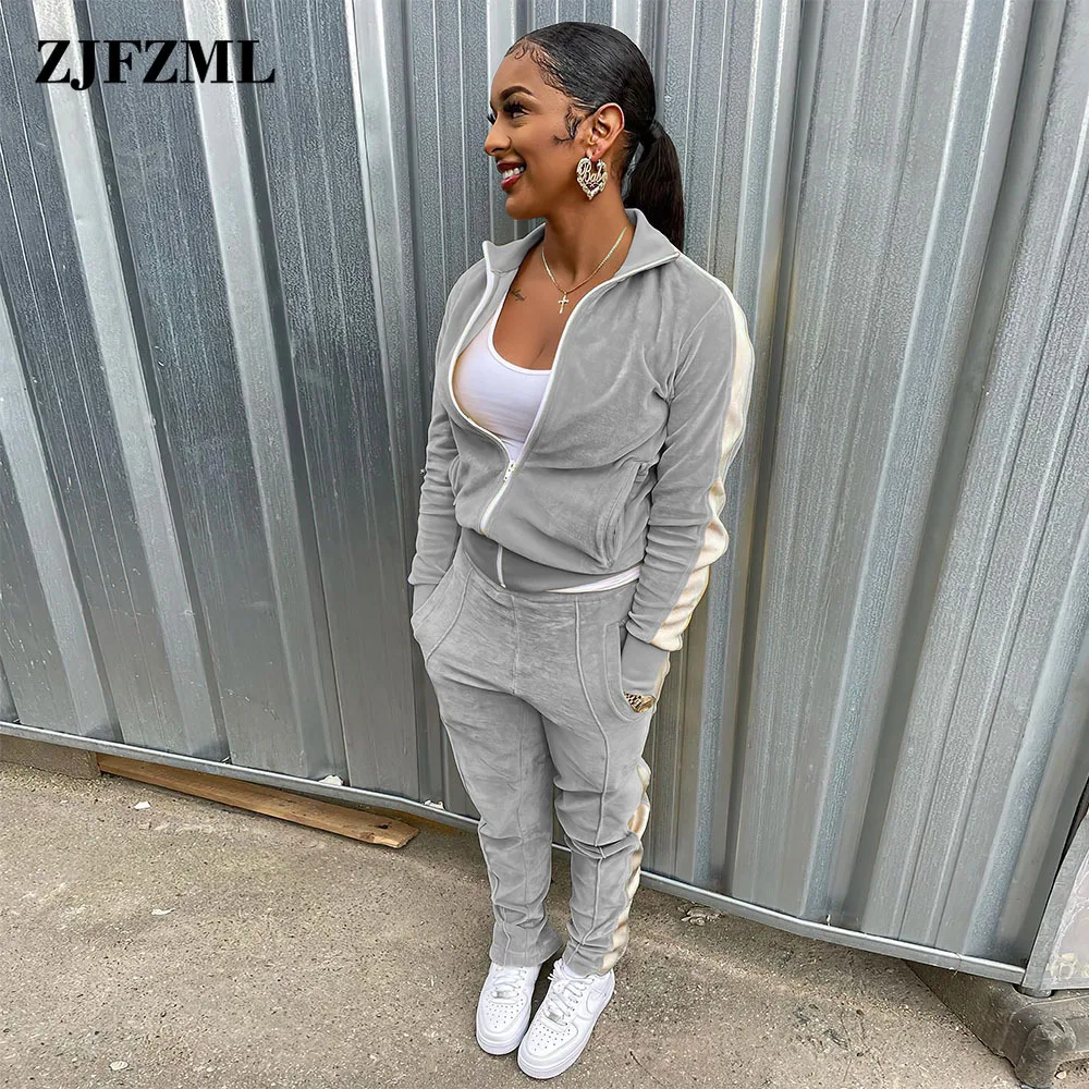 

Женский брючный костюм из двух предметов, осенняя Белая бархатная куртка с отложным воротником и длинным рукавом + облегающая юбка в полоск...