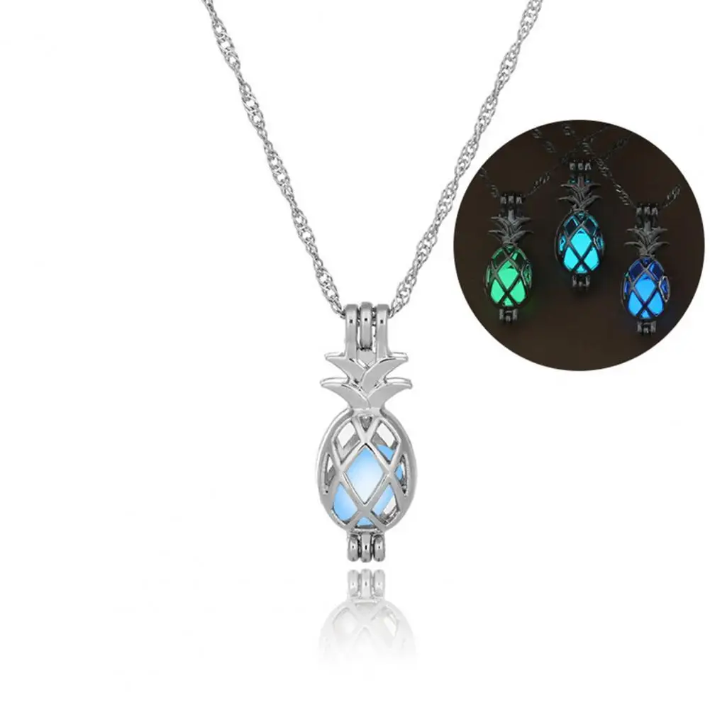 

70% Hot Sell Pineapple Pendant Simple Glowing Hollow Women Clavicle Necklace Jewelry Accessory for Anniversary