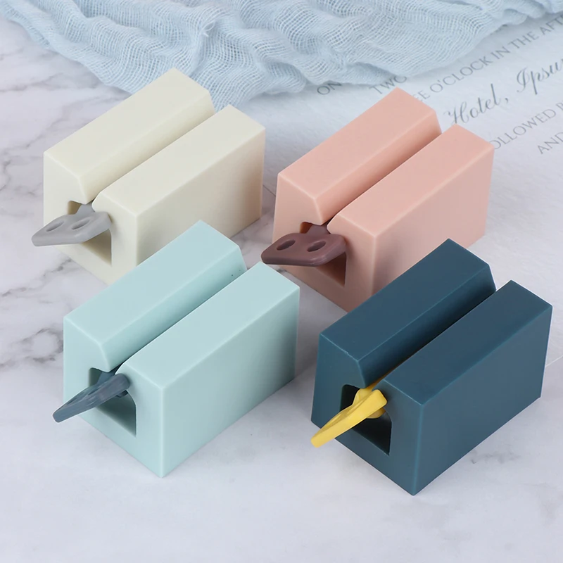 Многофункциональный пластиковый дозатор для крема в ванную комнату