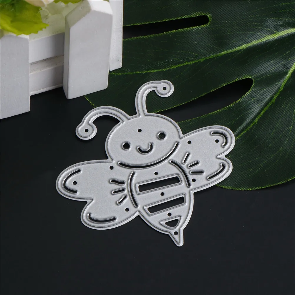 

Cute Bee Metal stenciles Stencils For Scrapbooking DIY Album Cards Making