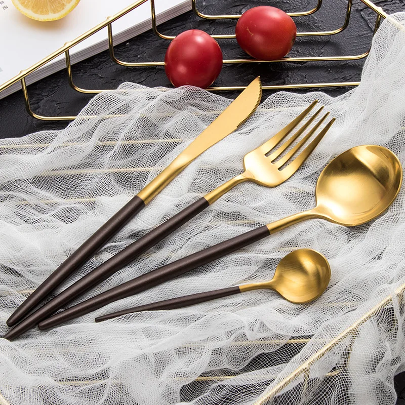 

Portuguese Tableware Gold-plated Western Cutlery Set 304 Stainless Steel Steak Cutlery Dessert Spoon Tableware Dinnerware