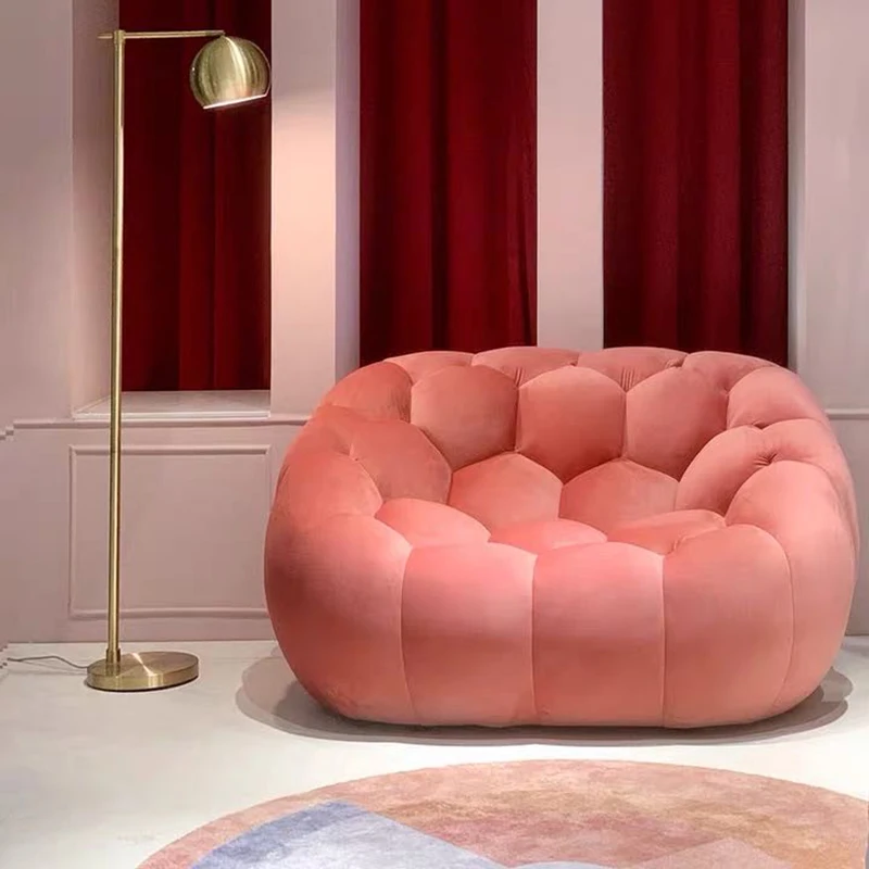 Современная Минималистичная помада футбол магазин ногтей стол для переговоров