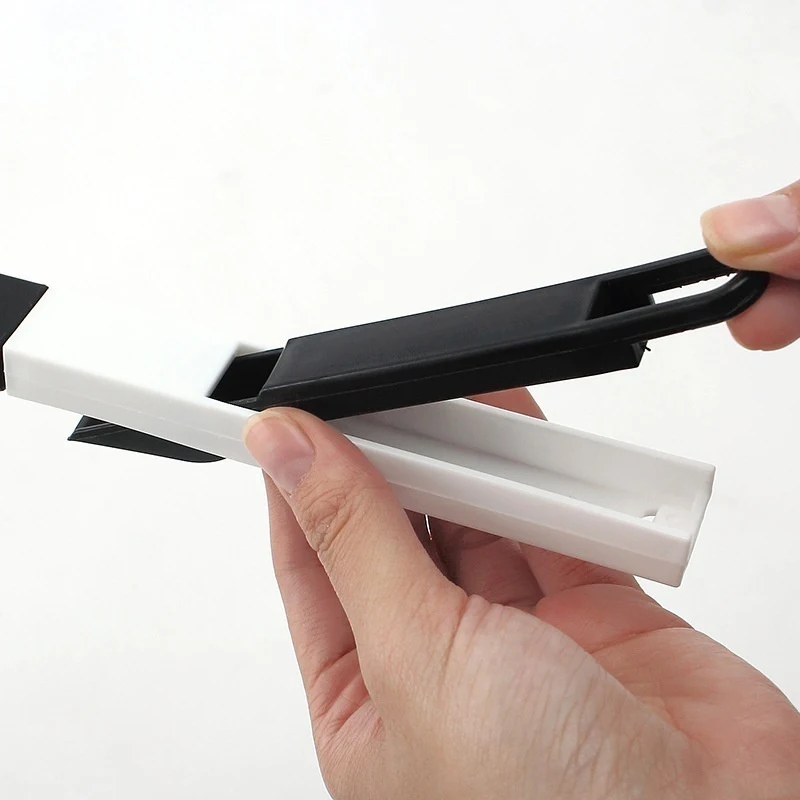 Многофункциональная щетка для мытья клавиатуры с забавным окном Пылезащитная