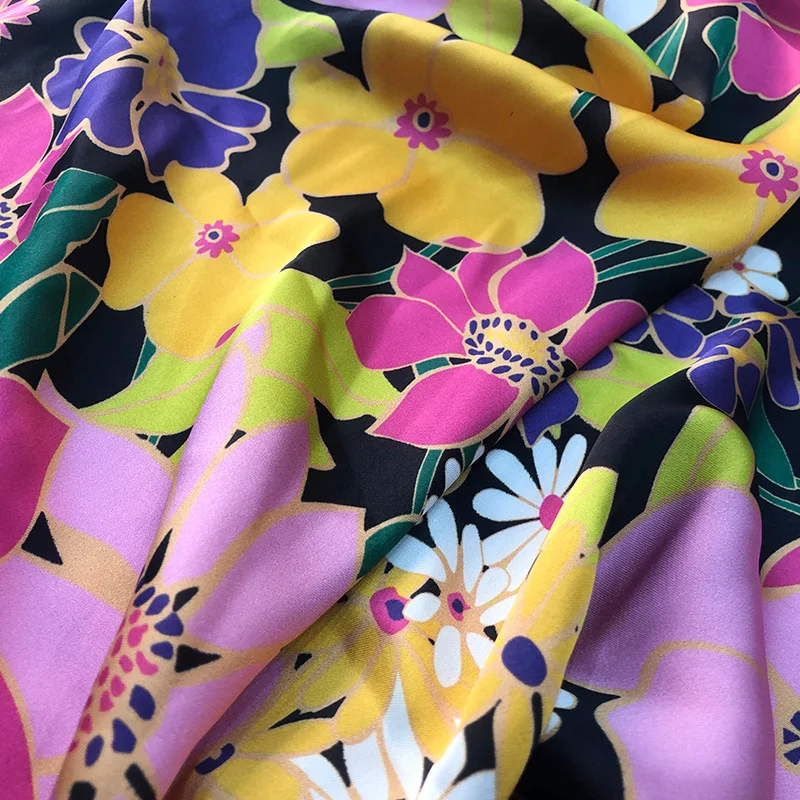 

2021 European brand colorful flowers non-stretch satin high-end fabric diy digital printing surface fabric wholesale spot