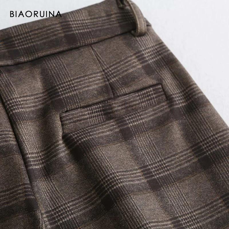 

BIAORUINA Women's Loose Plaid High Waist Slim Pocket Wide Leg Shorts Autumn Winter New Arrival All-match Casual Shorts