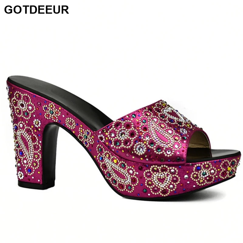 Свадебные женские туфли черного цвета в африканском стиле Большие размеры 43