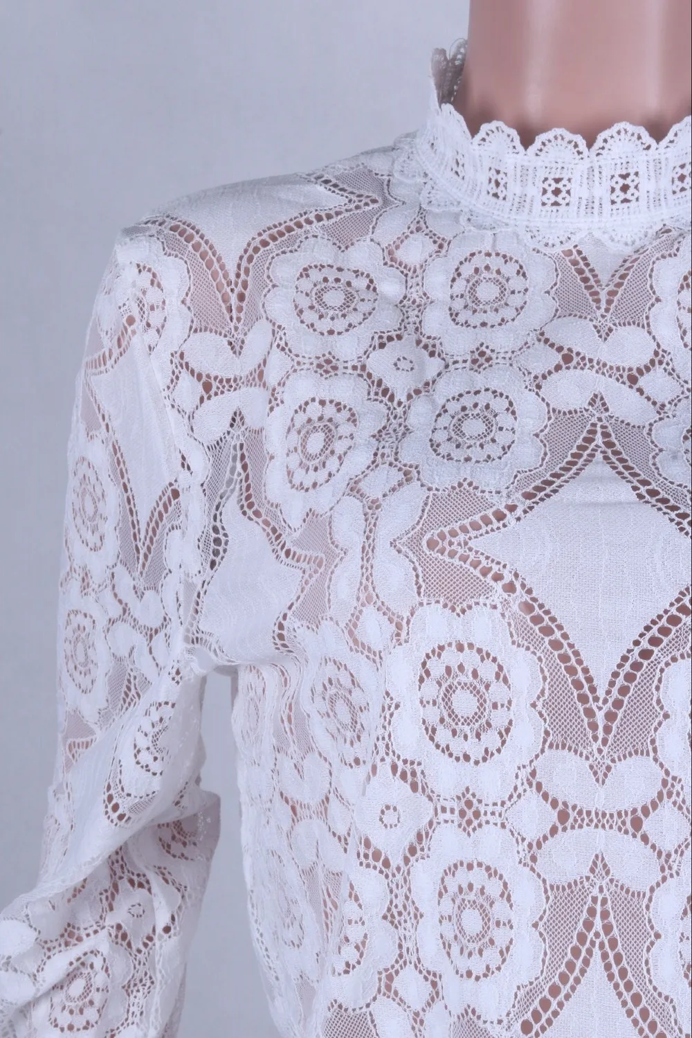

Women Stand Collor Lace Floral Hollow Out Blouse Long Sleeve White Office Ladies Blouses 2020 Autumn Perspective Female Tops