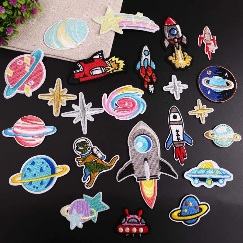 

20pcs/lot Embroidery Patches Clothing Decoration Astronaut Spaceship Planet Rocket Star Diy Iron Heat Transfer Applique