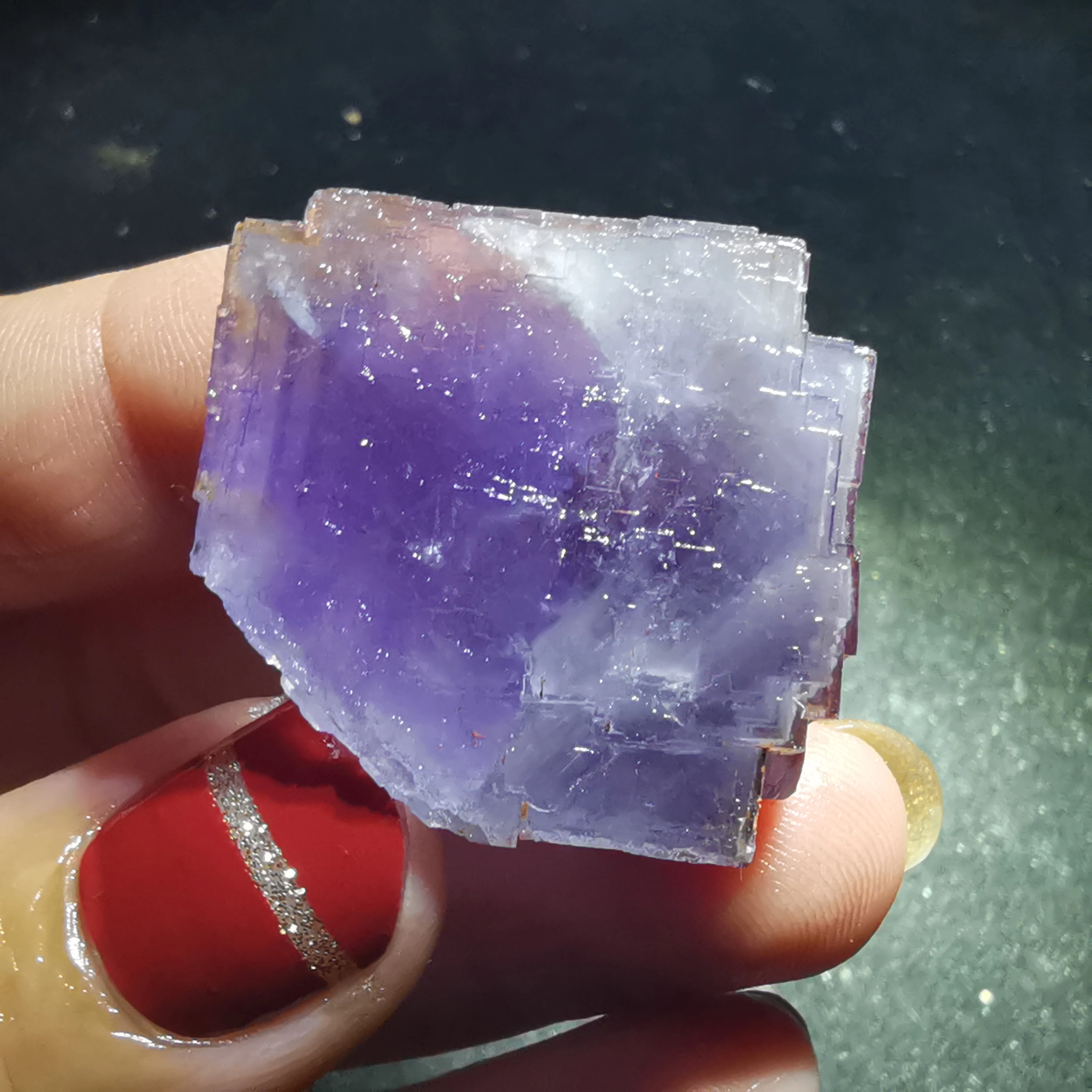 

Природный редкий фиолетовый флюорит, 18,4 г, минеральный, с лечебным действием, образцы размагничиваемый энергетический кристалл, украшение ...