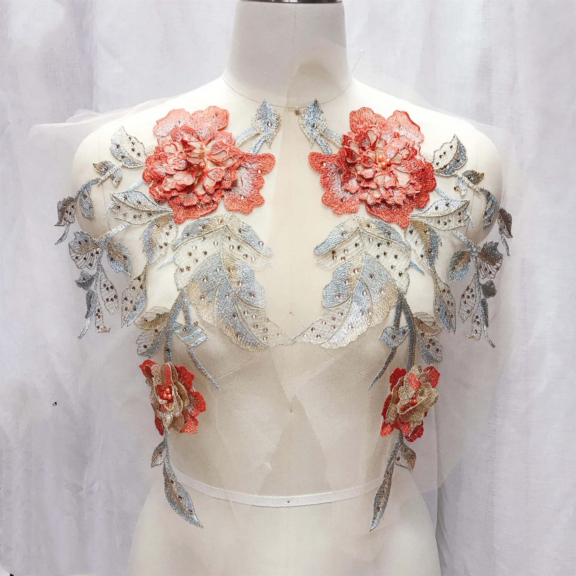 

2 шт./упак. Горячее предложение бусины Лидер продаж кружева аксессуары три-на выход, украшенное трехмерным цветочным рисунком, наклейки для ...