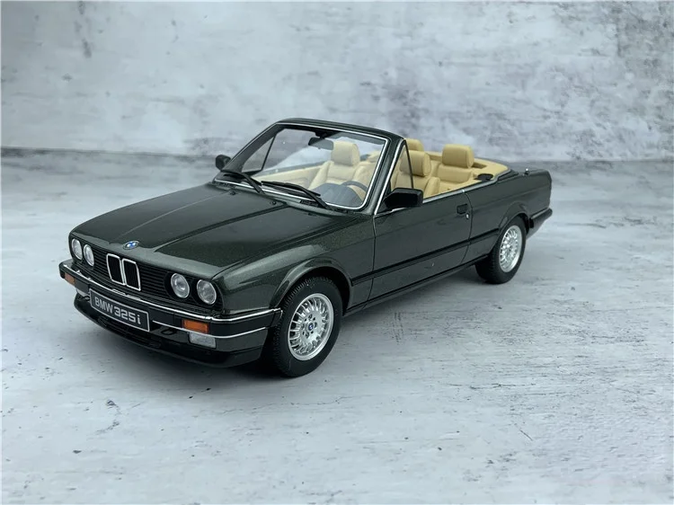 

OTTO 1:18 BMW E30 325i Sedan Collector Edition Metal Diecast Model Vintage Car Toy Gift