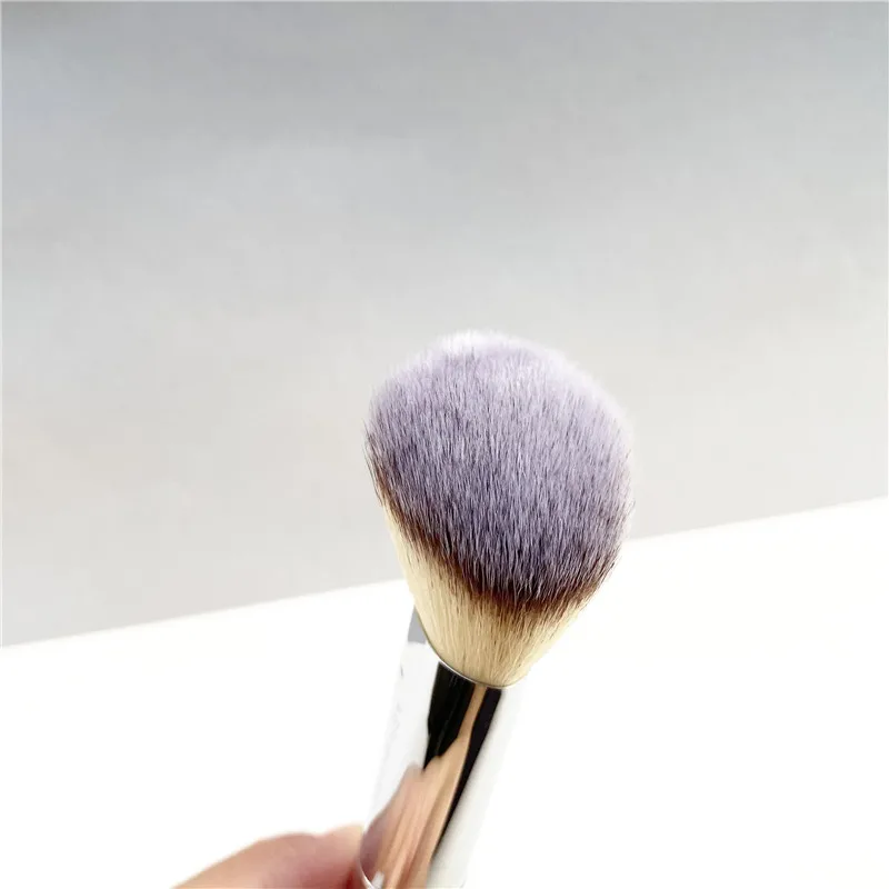 bdbeaute 227 flawless blush brush - Angled Fluffy powder creamy blush and highlighter brush images - 6