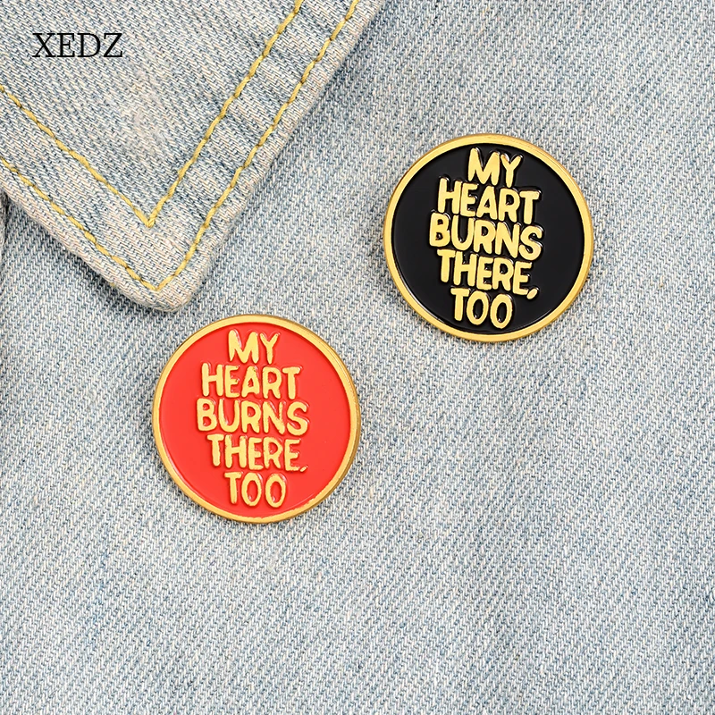 

XEDZ Red / Black Round Phnom Penh Text Badge MY HEART BURNS THERE TOO Enamel Brooch Men's and Women's Denim Clothes Pendant Jewe