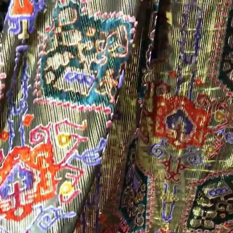 Рисунок 3 - Лимонно-зеленая золотая ткань