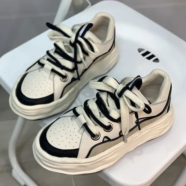 

2021 new casual sports white shoes female ins street shooting old thick-soled tide shoes dissolving shoes board shoes winter