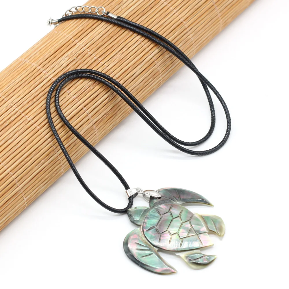 

2021 Best-selling New Product Natural Shell Alloy Turtle Pendant For Making DIY Exquisite Necklace Bracelet Size 50x48mm Gift