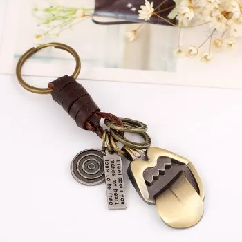 

Punk Creative Keychain for Men and Women Small Gift Alloy Tongue Vintage Woven Cowhide Keychain Key Pendant K73