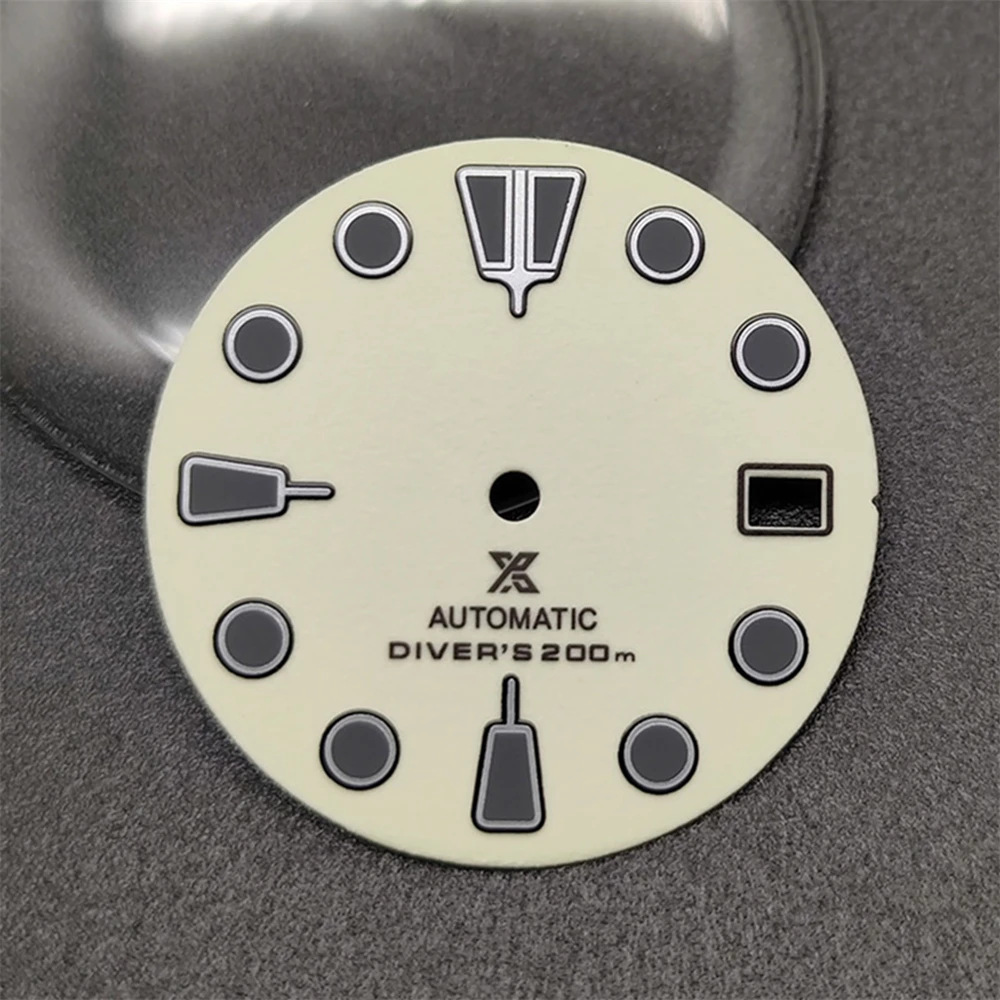 

Exquisite 28.5MM Watch Dial C3 Green Luminous Dial for NH35 Mechanical Watch Modification Part