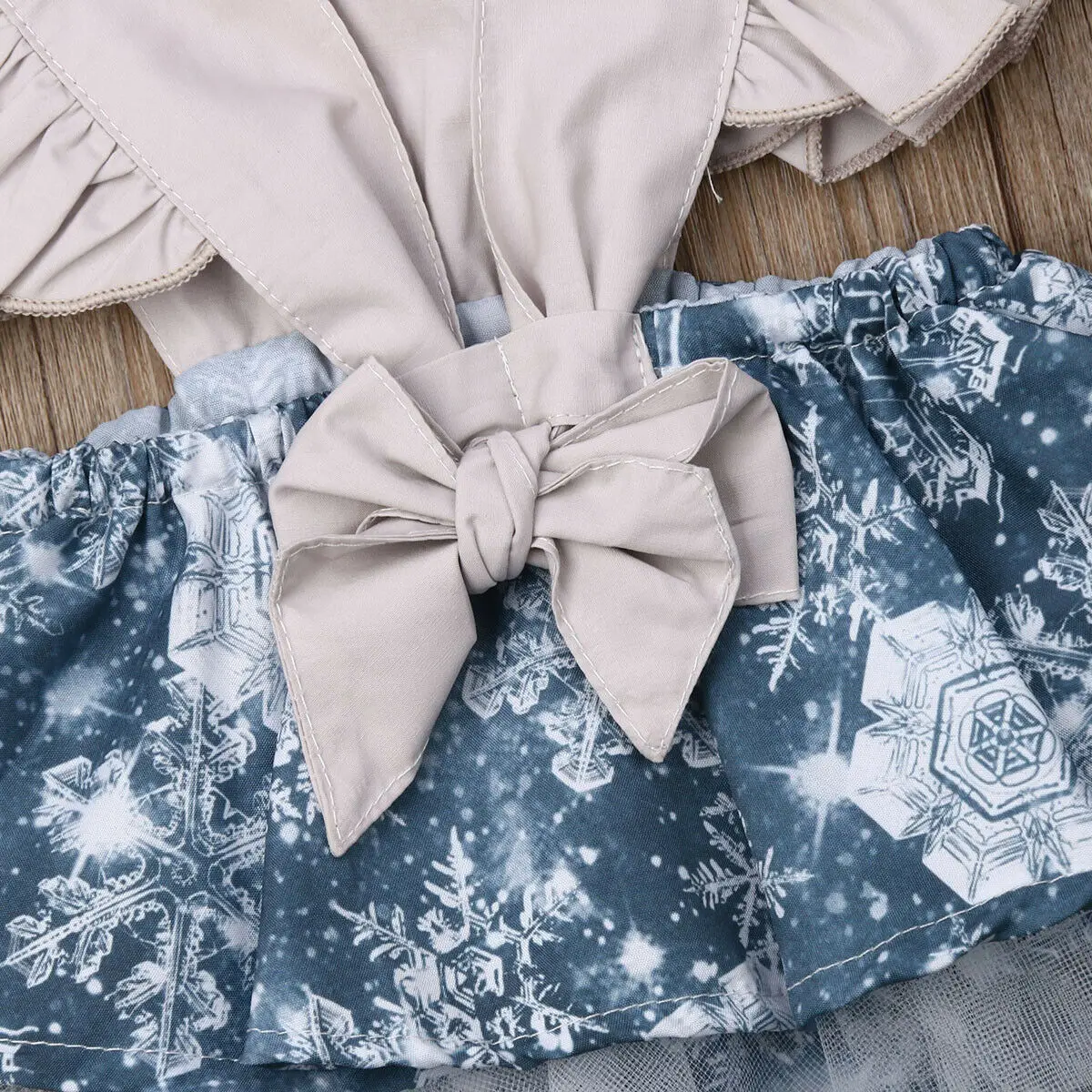 Новая Одежда для маленьких девочек Комбинезон с кружевным гофрированным