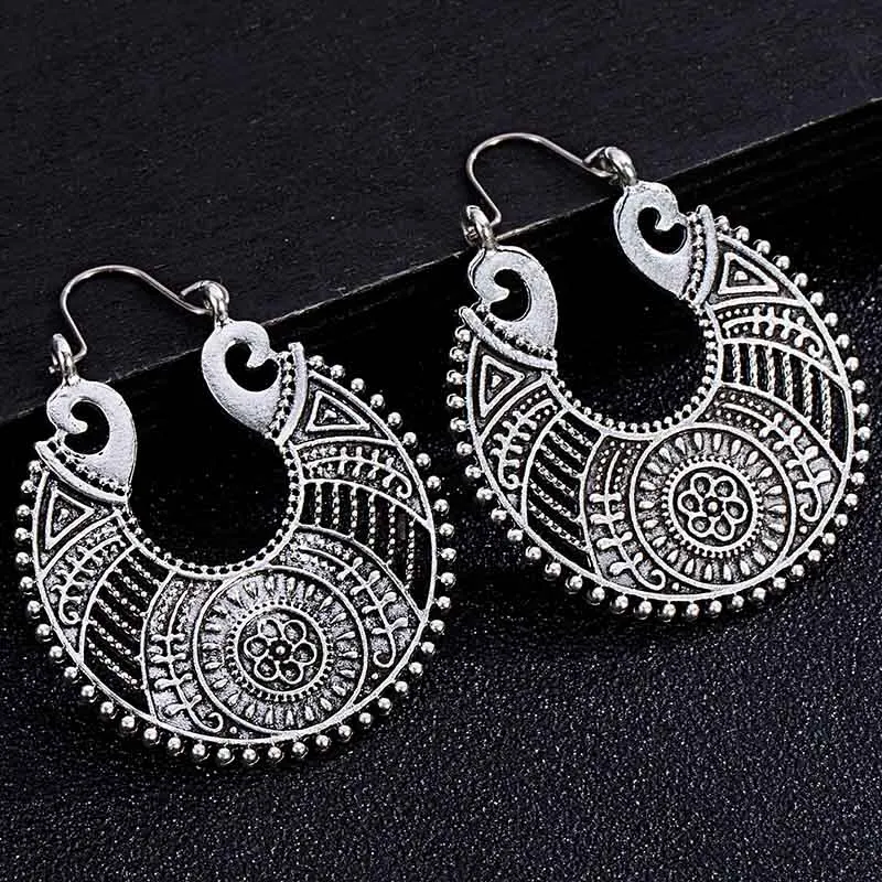 Silver Индийские племенные латунные серьги, висячие серьги-капельки, украшенные цветами вихревые «цыганские» серьги для женщин, богемные Винтажные серьги EAR00C07B - Окраска металла: Silver