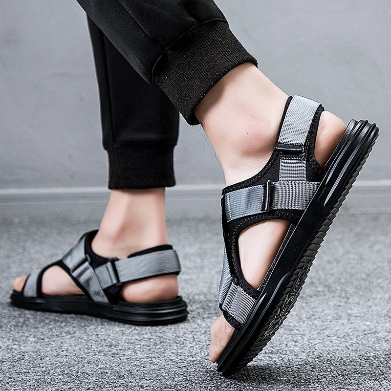 

Сандалии мужские на плоской подошве, босоножки, Повседневная пляжная Уличная обувь, роскошные резиновые, 39 S