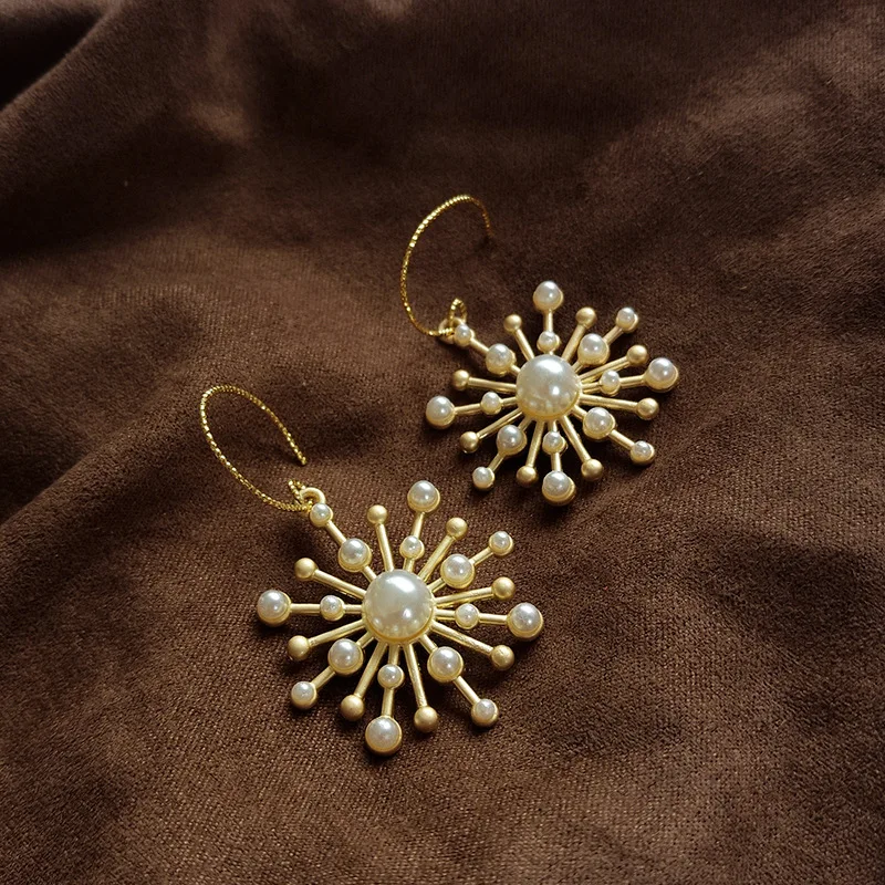 Модные жемчужные серьги капли эмалированные золотистые милые ювелирные изделия