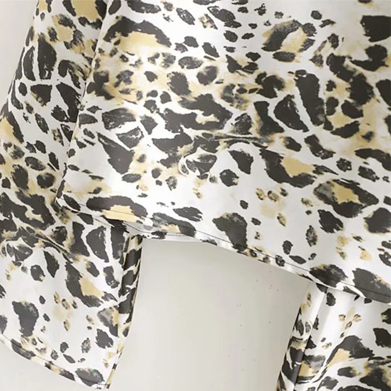 

Elegant Women Spring Autumn Tops Flared Sleeves Top Leopard Printed Office Lady Fashion Loose Tops Bow Long Sleeves Outerwear