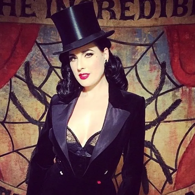 Free shipping Dita Von Her Sexellency Lace Thin Strapless Bra Set 75B75C could whole sales