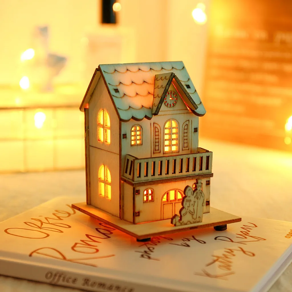 Фестиваль небольшой деревянный светодиодный дом освещенный каюта для вечерние