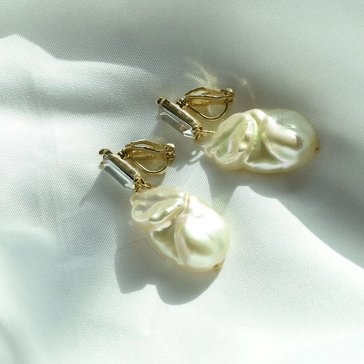 

Baroque Pearl Earrings Clip Earring Without Piercing Asymmetric Pearl No Hole Ear Clips Minimalist Earrings Jewelry CE750M