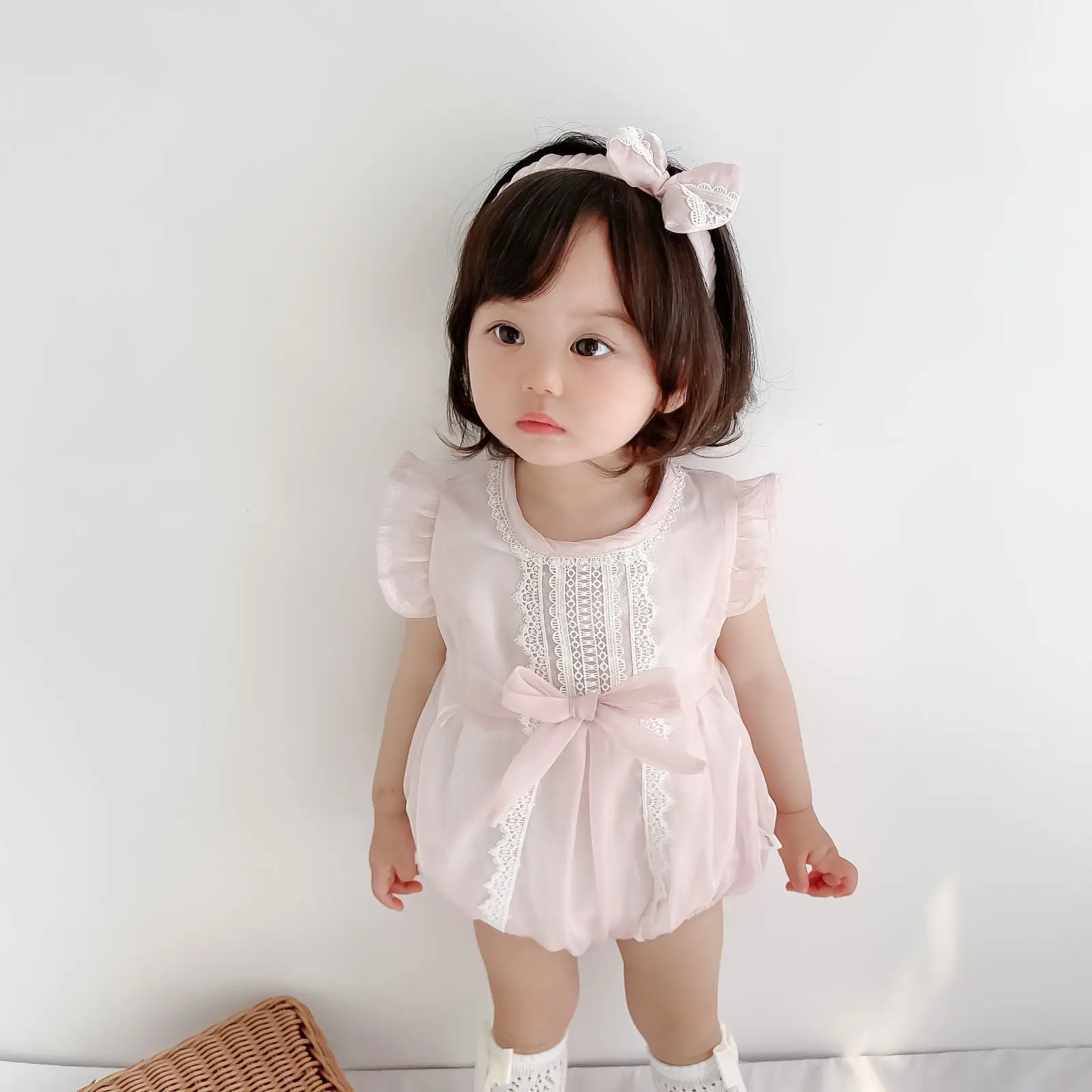 

Pink Girls' Summer Pullover Thin Lace Flying Sleeve Triangle Creeping Suit New Baby One Piece