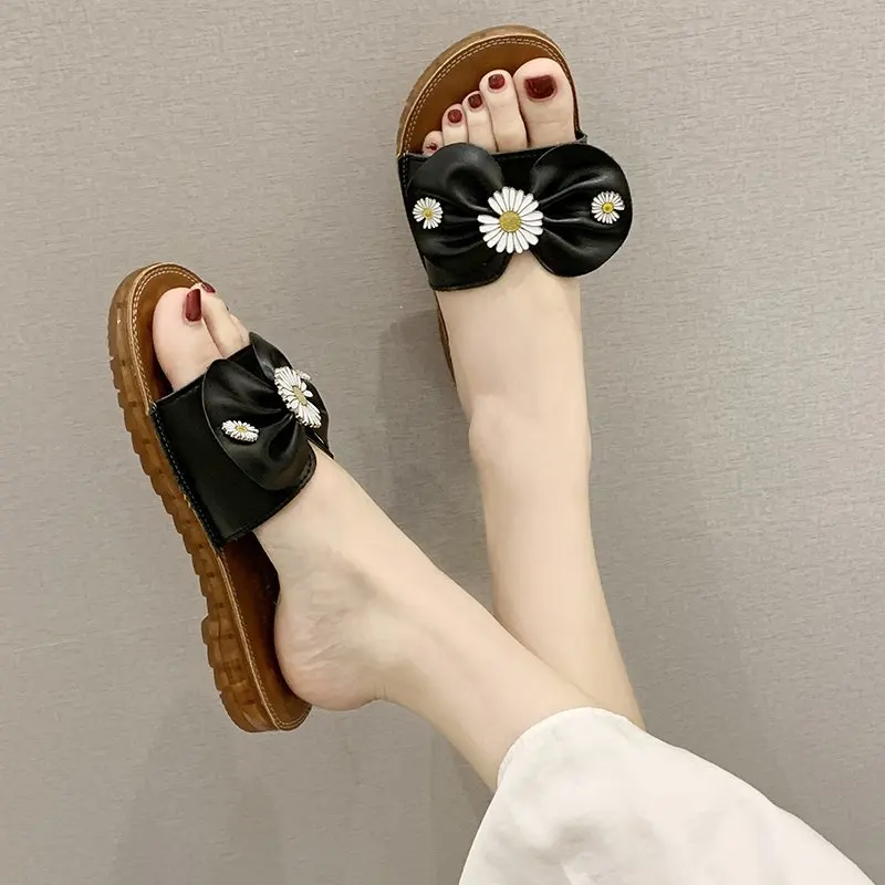 

Slippers Casual Shoes Flower Slipers Women Low Butterfly-Knot Slides Luxury Soft Flat Summer 2021 Floral Fashion PU Basic Butter