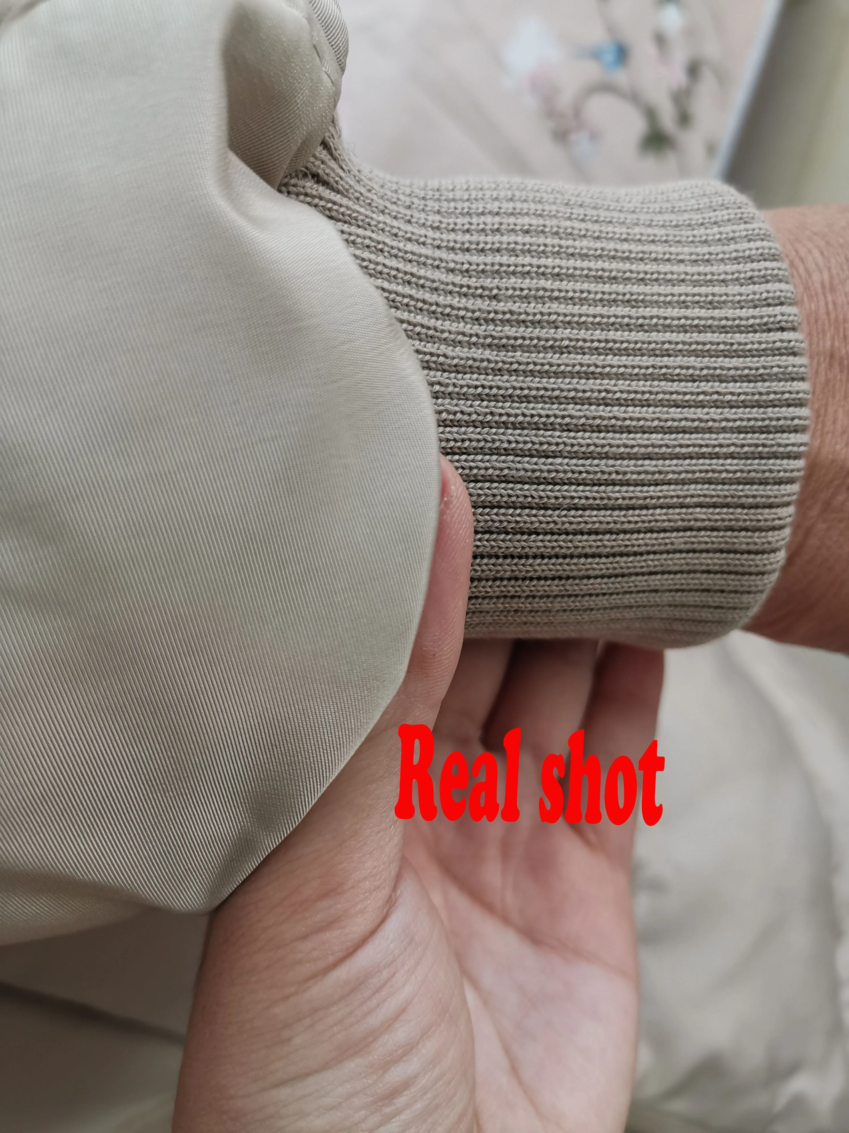 Женское пальто на белом утином пуху теплая длинная парка с капюшоном и