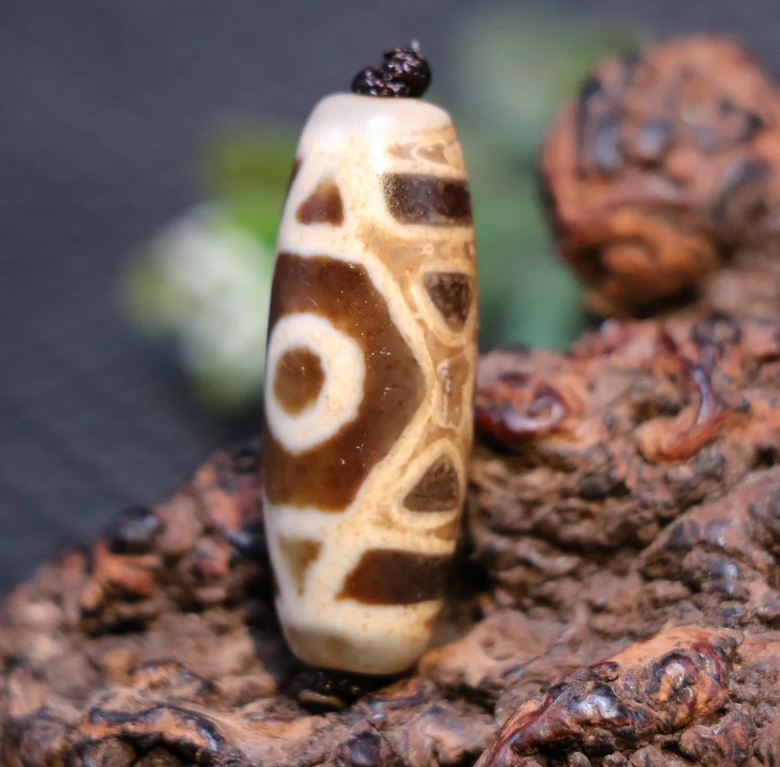 

Magic Power Energy Tibetan Old Agate Cross Line 2 Eye dZi Bead Amulet Fit For Making Bracelet UPD220102A15