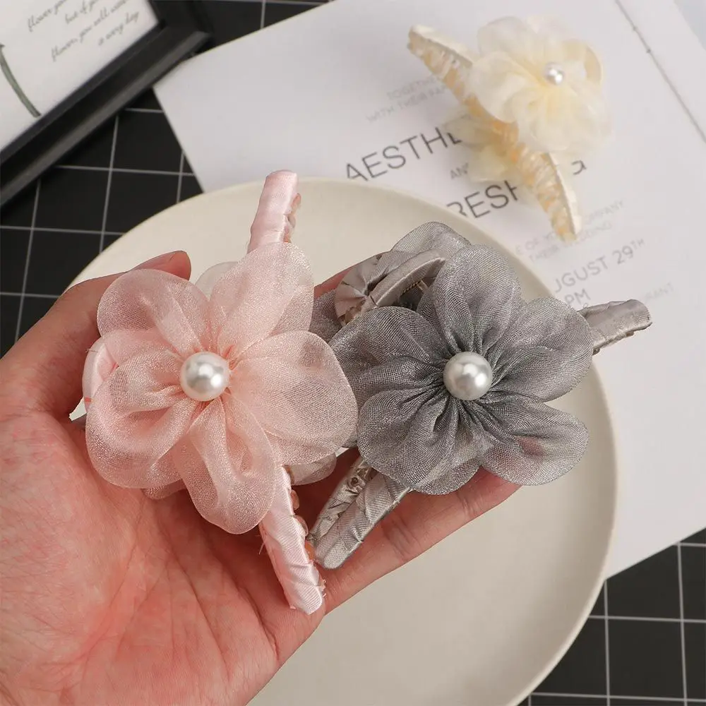 

Korean Lace Flower Covered Cloth Hair Claw Large Adult Hair Catching Clip Fashion Simple Headdress