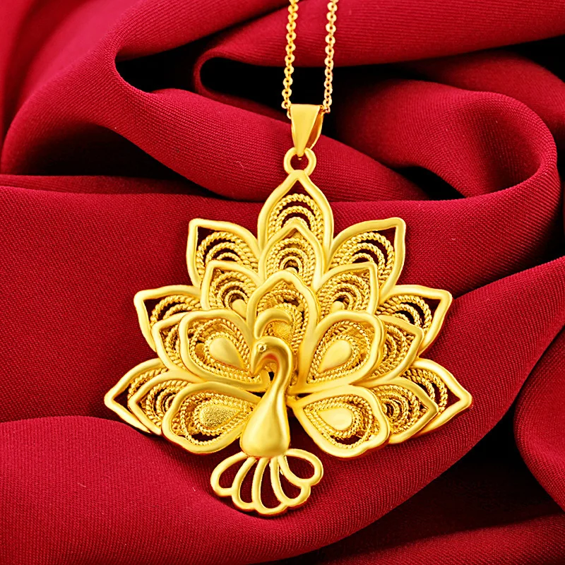 

Luxury Simple Peacock Open Screen Pendant Fashion Exquisite Lady Gold Color Pendant Charm Women Wedding Engagement Jewelry