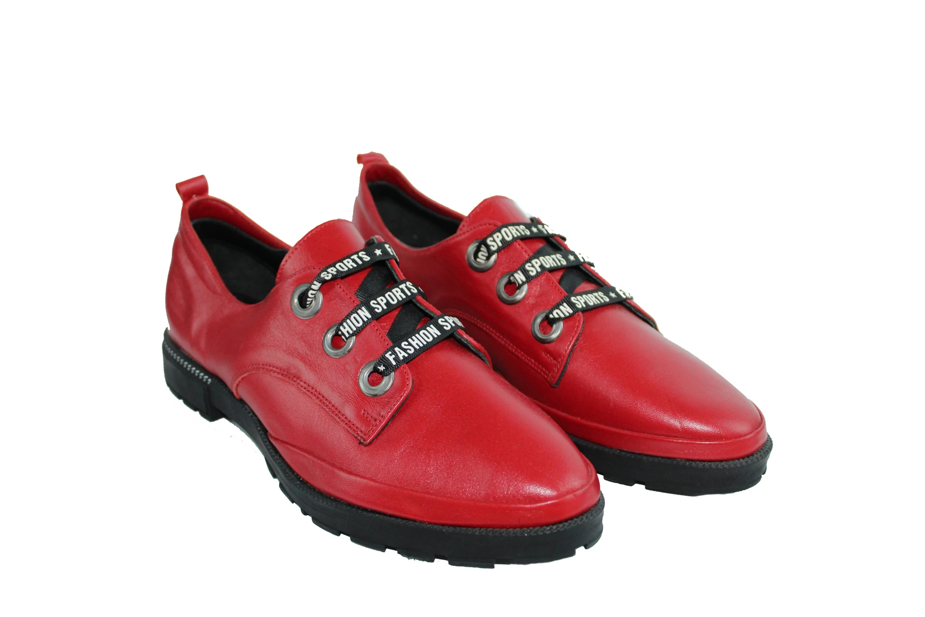 

Красная женская обувь