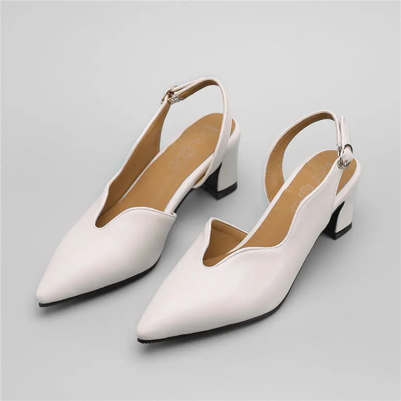 Женские босоножки с ремешком на пятке черные или Бежевые из искусственной кожи