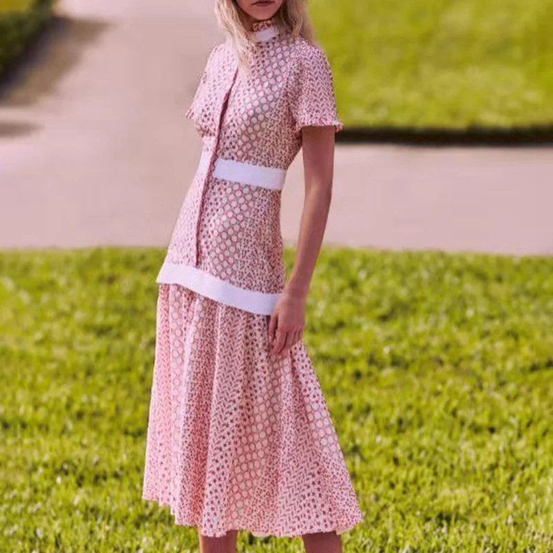 Женское летнее платье с вышивкой со стоячим воротником милое туника средней