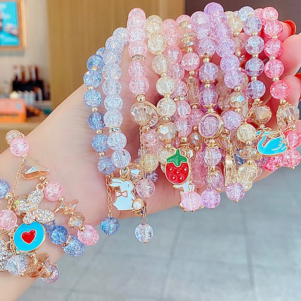 

New Cute Student Bracelet Girly Fashion Crystal Glass Beaded Bunny Swan Bracelet Popular Girls School Jewelry Classmate Gifts