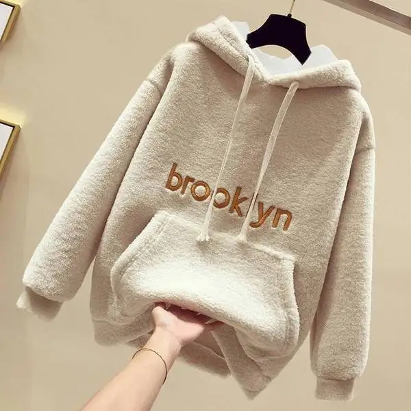 

2020 autumn and winter new lamb cashmere Hoodies Korean version student loose hooded top Plush thickened warm jacket female