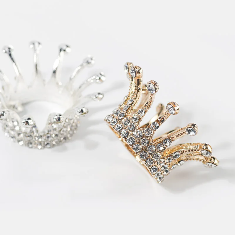 

Three-Dimensional Diamond Crown Nail Brush Displayer Stand Acrylic UV Gel Painting Pen Displayer Holder Manicure Tools