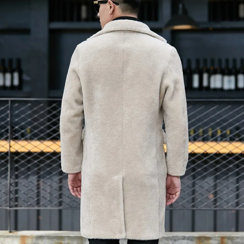 Зимняя мужская двубортная длинная куртка из натурального меха приталенное