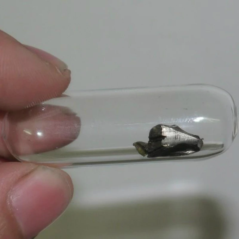 

Eu-63-Europium-Metal-Element-99-95-Vials-Collection-10g-Europio-Metallico