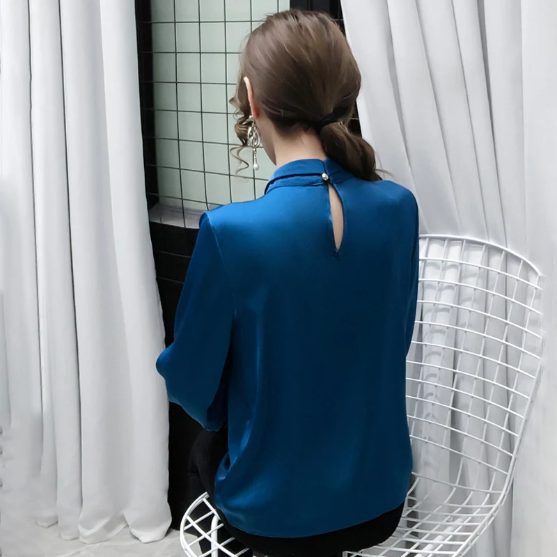 

Korean Elegant Ladies Satin Shirts Top Female Chains Decoration Stand-collar Long Sleeve Womens Blouses and Tops 2021 Spring New