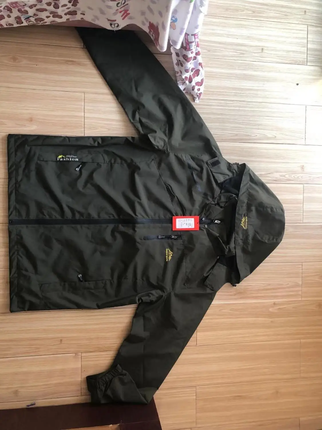 Мужская куртка для активного отдыха весна осень ветрозащитная