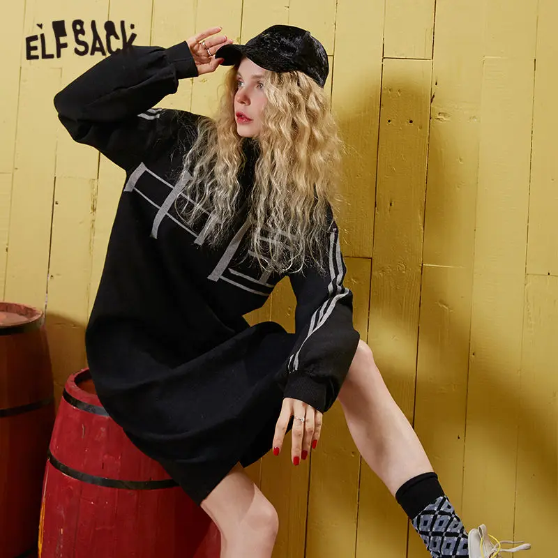 ELFSACK черное однотонное повседневное вязаное платье с принтом героями