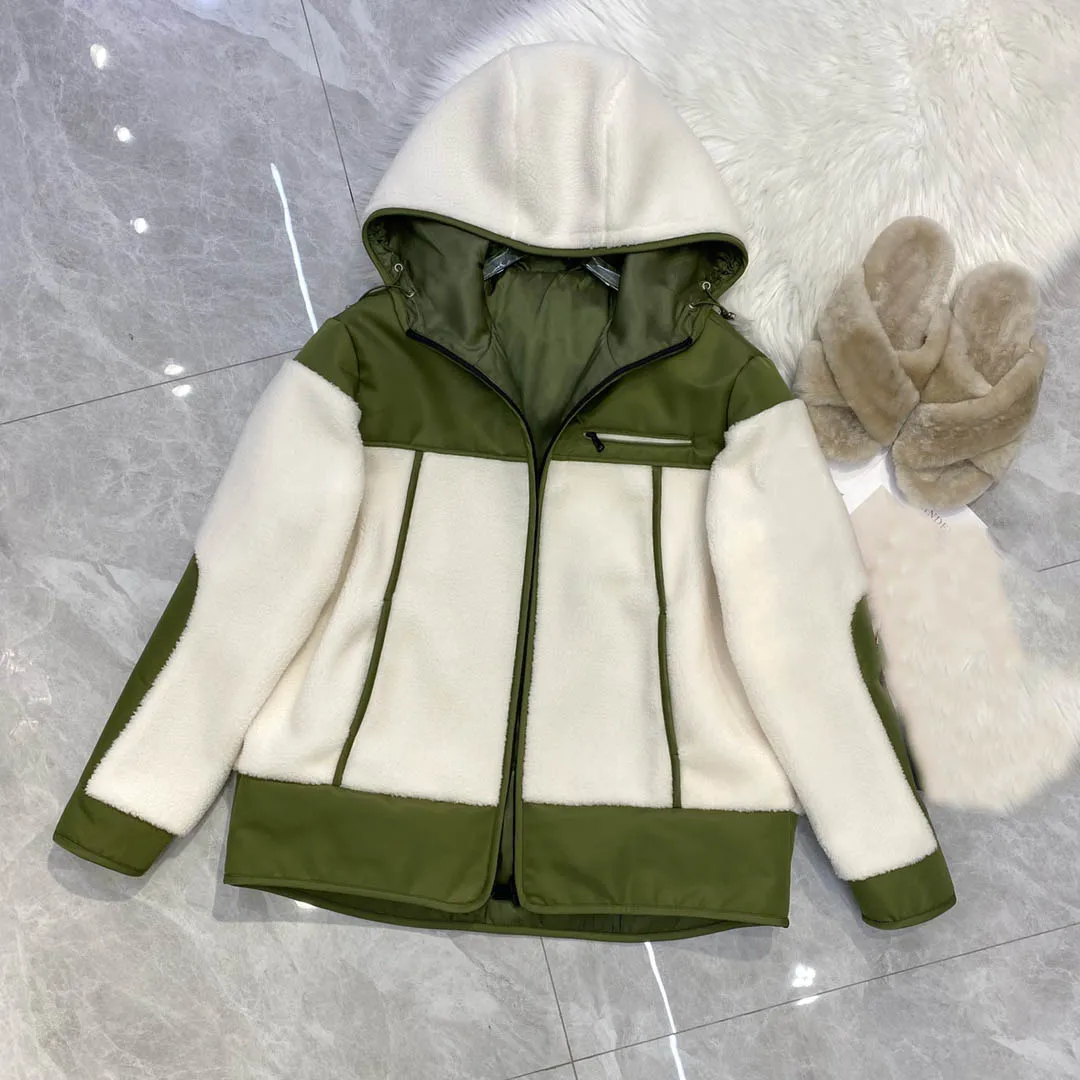 

High-end Contrast Sport Coats for Women Fresh White Green Spliced Casual Jackets Top Quality Slim Hooded Coats Lady Winter 2021