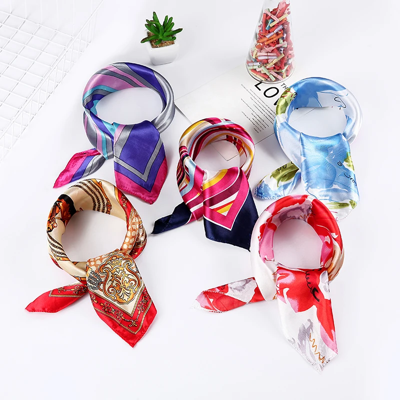 

< 5 PCS/SET> Silk Scarf Women Small Soft Squares Decorative Head Scarf Multicolor Stripe Print Kerchief Neck Wrap 50*50cm